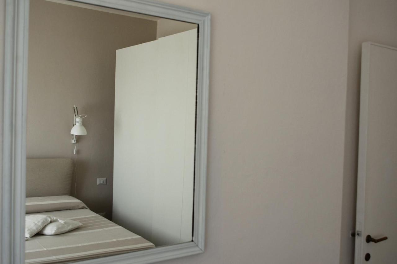 Villa Fiore Apartments ポルトフェッラーイオ エクステリア 写真